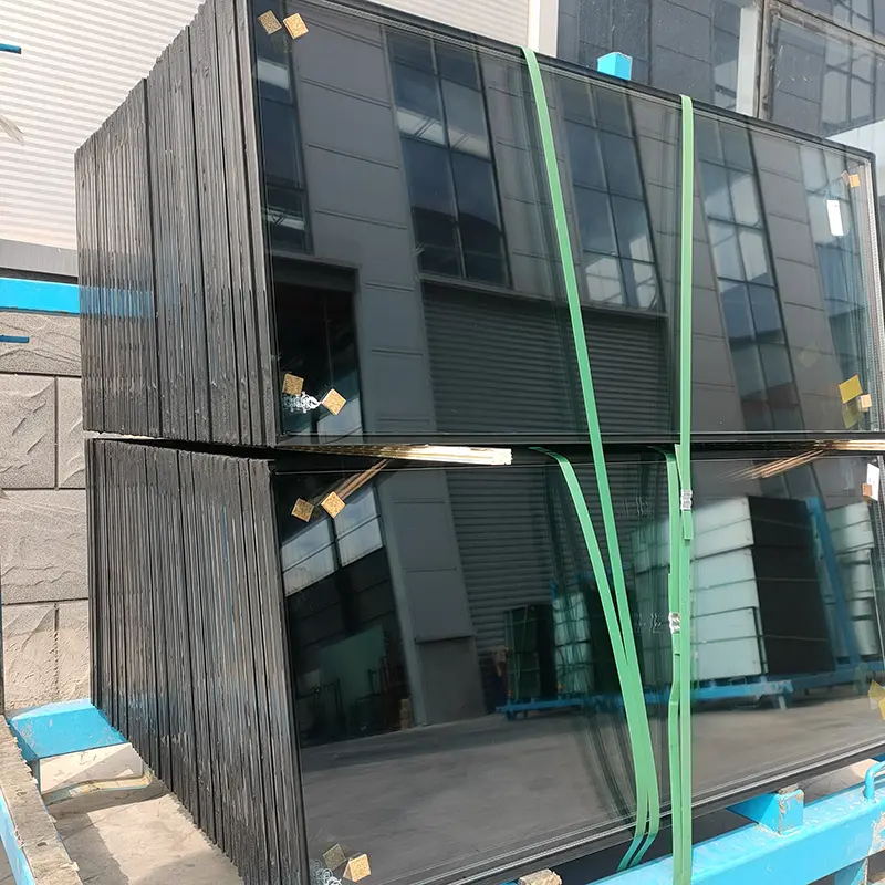 شیشه 6 میلی متری ضد حریق